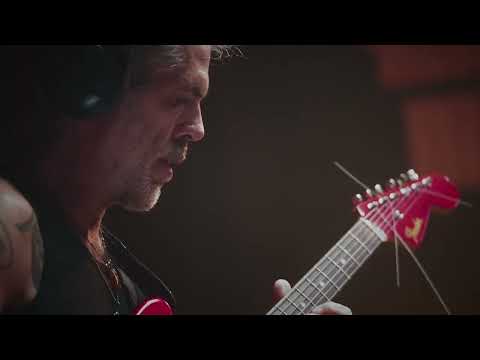 LES DOIGTS DE L'HOMME - ERRATIC