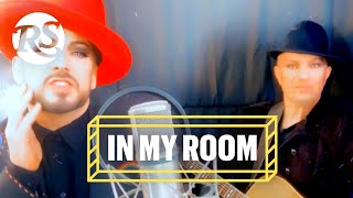 Boy George Performs &#39;Frantic,&#39; &#39;Isolation,&#39; and &#39;Mercy Now&#39; in London | In My Room
