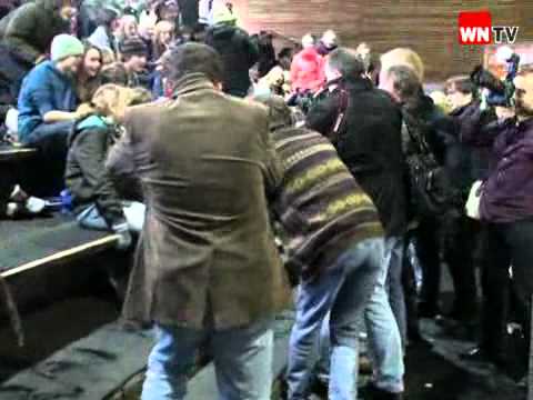 DJ Bobo gibt Kostprobe im Eispalast Münster