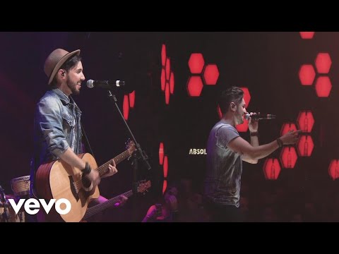 Sandro e Cícero - Amor Fantasma (DVD Ao Vivo em Santa Maria)