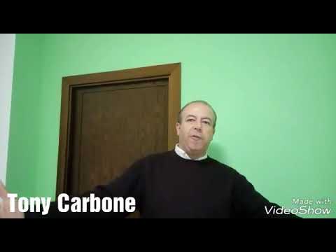 Dal dottore. Controllo degli esami.