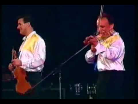 MIDACHI Parodia de los Chalchaleros.