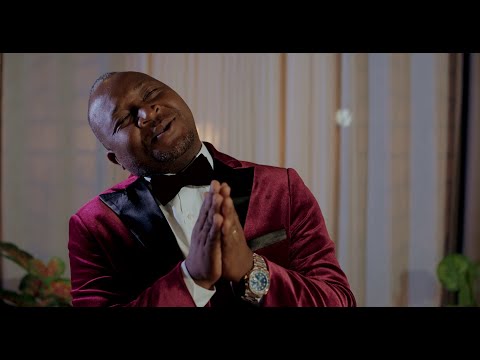 THE BREAKER   PR TWINA HERBERT