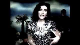 Siouxsie & the Banshees - Kiss Them for Me [480p)
