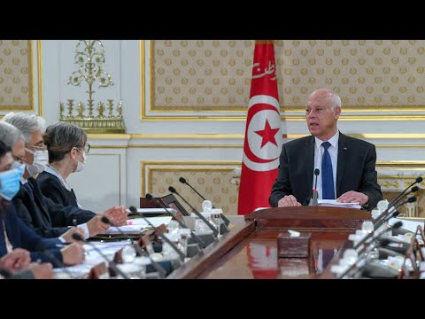 ...الرئيس التونسي قيس سعيّد يعلن أنه بصدد إعداد جدول زمن