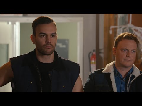 Letterkenny - The Ginger and Boots: Ostrich (long)