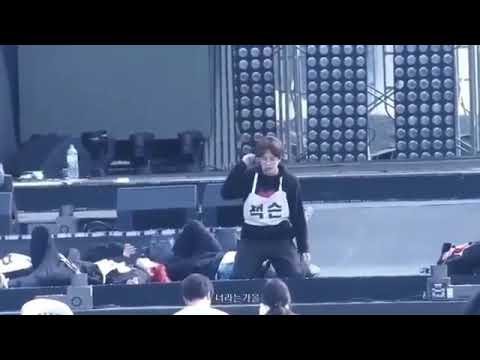 20171014 GOT7 rehearsing for KBS "Korea-Vietnam 25 years of Friendship Concert". Jackson will be one