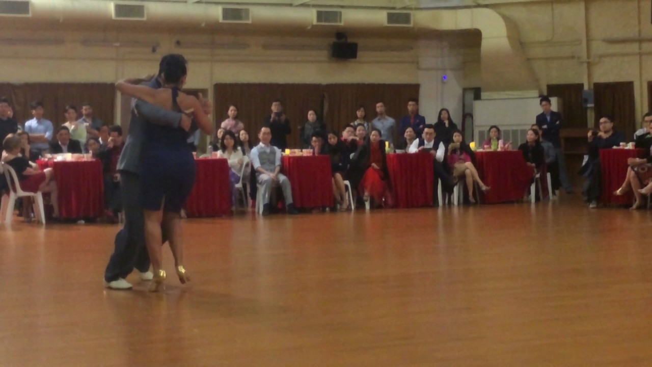 Video thumbnail for Festivalito de tango en Hong Kong - Corina Herrera y Pablo Rodriguez