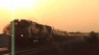preview picture of video 'BNSF 9464 East, Osceola, IA'