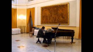 Frédéric Chopin :  Valse op. 64-1 „Petit chien