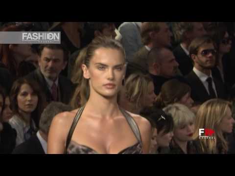 LOUIS VUITTON - Paris Autumn Winter 2010-11 - Fashion Channel