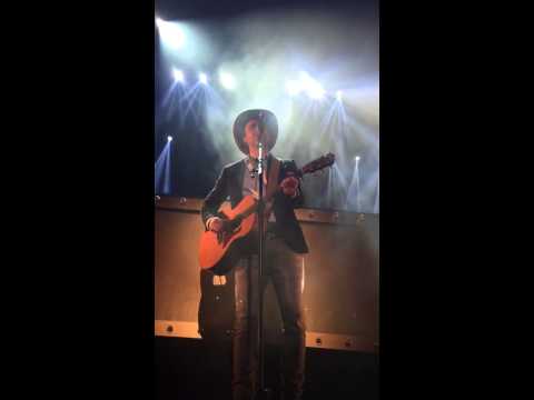 Fedde Le Grand & Niels Geusebroek - Falling