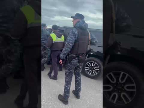 Бухого кадыровца  Цакаева приняли в Дагестане на угнанной машине. Оказалось - министр МЧС он.