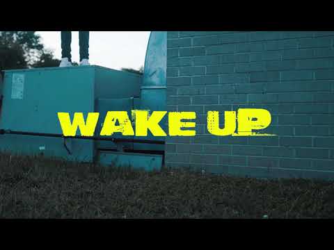 Money Reekk - “Wake Up” (Official Video)