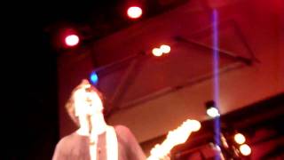 Do Dos and Woah Ohs - Kisschasy (at Capitol, Perth)