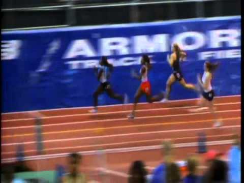 Girls 200m EE Prelim Heat 1 - New Balance Indoor Nationals 2011