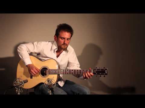 Stephan Barrillon - Folk OM - Guitares au Beffroi 2014 par Brice Delage