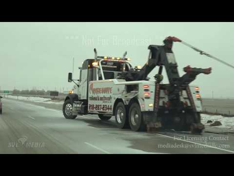 Moorhead, MN - Winter Storm Warning, Jack Knifed Semi Accident, Vehicle Slide-Offs - April 2nd, 2020
