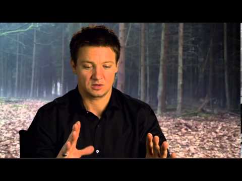 Jeremy Renner habla sobre la película 'Hansel y Gretel: Cazadores de Brujas'