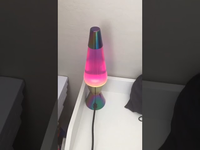 Vídeo relacionado con ARDITEX LÁMPARA DE LAVA REAL MADRID CF 9X9X36CM REGALO IDEAL NIÑO