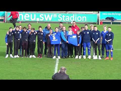 Der SV Hanse Neubrandenburg symbolische Übergabe an das Diakonisches Werk Neubrandenburg