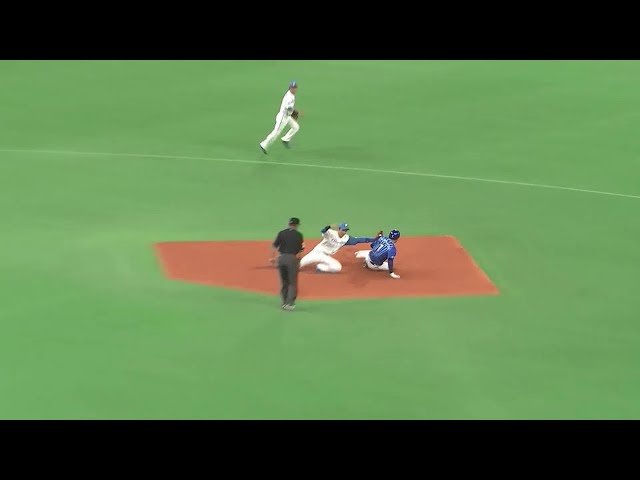 【6回表】ファイターズ・谷内亮太の見事なタッチで盗塁阻止!! 加藤貴之も6回無失点!! 2022年6月7日 北海道日本ハムファイターズ 対 横浜DeNAベイスターズ