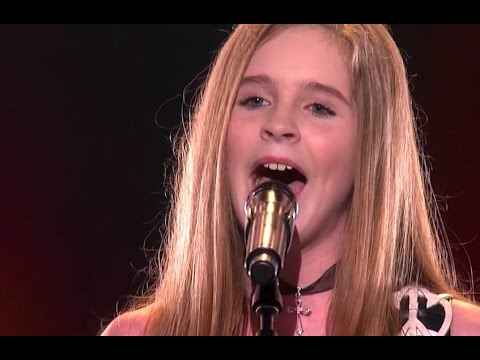 AGT Country Singer Kadie Lynn Blows Everyone Away on AGT 2016!