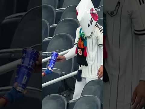 Japan fans upheld a World Cup cleanup tradition after their squad's 2-2 draw with the Netherlands.