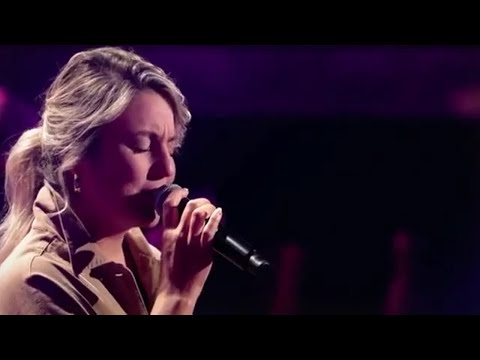 Zeynep AVCI, Tan Taş&ccedil;ı imzalı \Yalan\ Performansı.