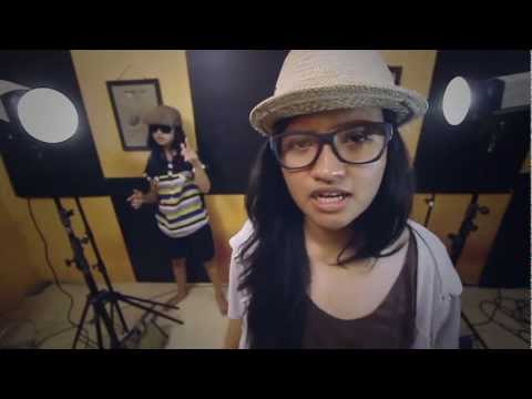 Bingkisan Tuhan - Nadia & Felicia (sheila on 7)