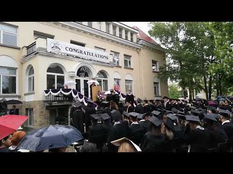 Дипломирането с отличие на Николай Благоев от Американския колеж в София