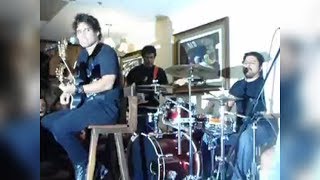 Tambaleando - Pedro Suárez Vértiz (Acústico)