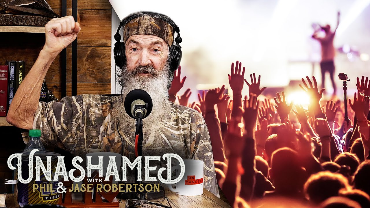 Ep 641 | Phil Is the New Elvis, Jase Witnesses a Plague & Missy Has to Check Him for Ticks