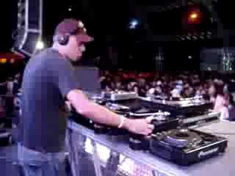 DJ Magal live at Spirit of London Sao Paulo Abril - 08