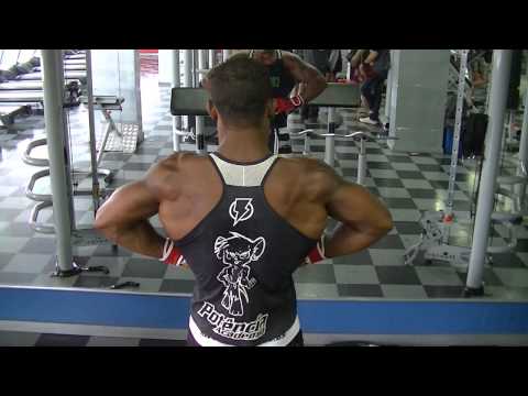 Técnicos de Claudio Roberto apostam em grande luta no MMA Grand Prix