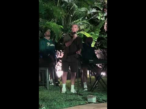 Stan Walker - He Kakano Ahau (Live in the backyard)