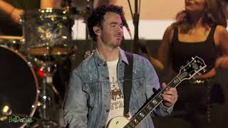 Jonas Brothers - S.O.S (Live) March Madness Music Festival 2024