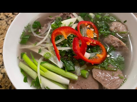 (ENG SUB) How To Make Vietnamese Beef PHO at Home / Vietnamese Pho easy recipe by Mindy Life Style