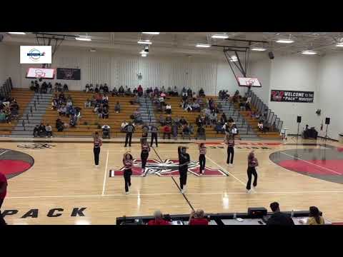 What a outstanding performance by these cheerleaders 