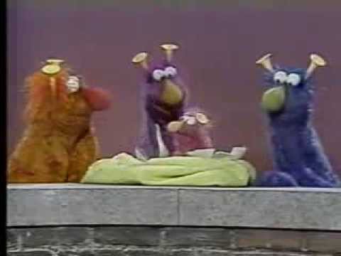 Classic Sesame Street - Baby Honker's first honk