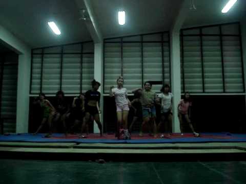 UBRU บันเทิงศิลป์ : SNSD - OH! [25.02.2010]