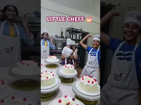 LITTLE CHEF 👨‍🍳👩‍🍳BAKING COURSE,💯🎂 #cake #kidseducation #kidsbaking #trendingcakes #birthdaycake