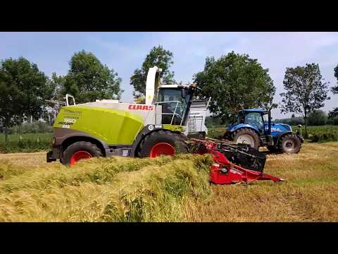F. Van Ryckegem uit Lokeren (B) aan het GPS hakselen!