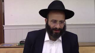 להכיר את עצמך (הרב אלחנן משה נחמנסון) - התמונה מוצגת ישירות מתוך אתר האינטרנט יוטיוב. זכויות היוצרים בתמונה שייכות ליוצרה. קישור קרדיט למקור התוכן נמצא בתוך דף הסרטון