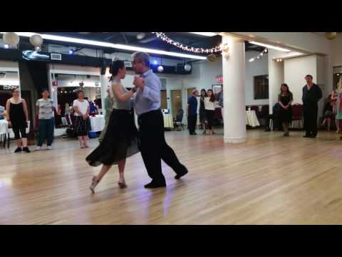 Argentine tango class: Jorge Torres - Cambio de Frente - secrets of the lead