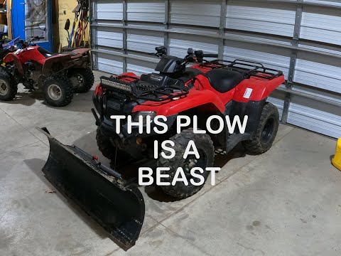 Honda Rancher 420 snow plow installation, Quick and easy. Factory hack. DON"T RUIN YOUR DRIVEWAY.