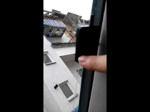 mein Aurora2 gekauft bei iCartech Probleme:  DAB Klebeantenne klebbt nicht