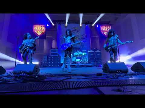 Play Video Youtube Video