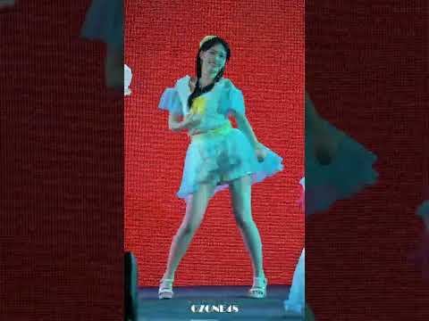 [4K] Fancam Cherprang BNK48 - ดีอ่ะ @ Central Hatyai 090765