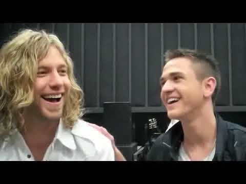 AMERICAN IDOL's Casey James and Aaron Kelly Talk Touring, Getting Underwear Thrown At Them